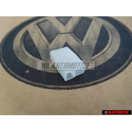 Genuine VW Flat Contact Housing - 810971989