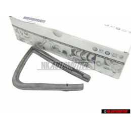 Genuine VW Front Turn Signal Indicator Seal Right - 531953154
