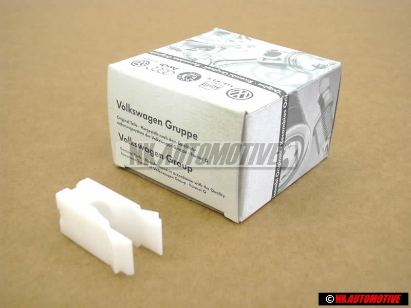 Genuine VW Clutch Master Cylinder to Pedal Support Clip - 1H0721357