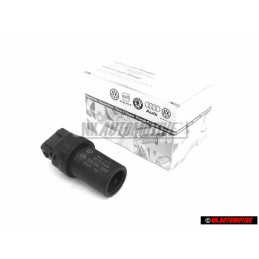 Genuine VW 3 Pin Distance Speedo Sensor - 357919149