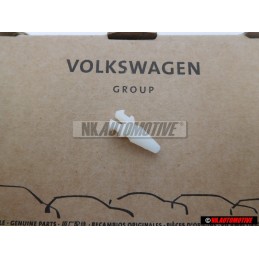 Genuine VW clip - 871827947B