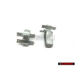 2x Genuine VW Clip - 251807249