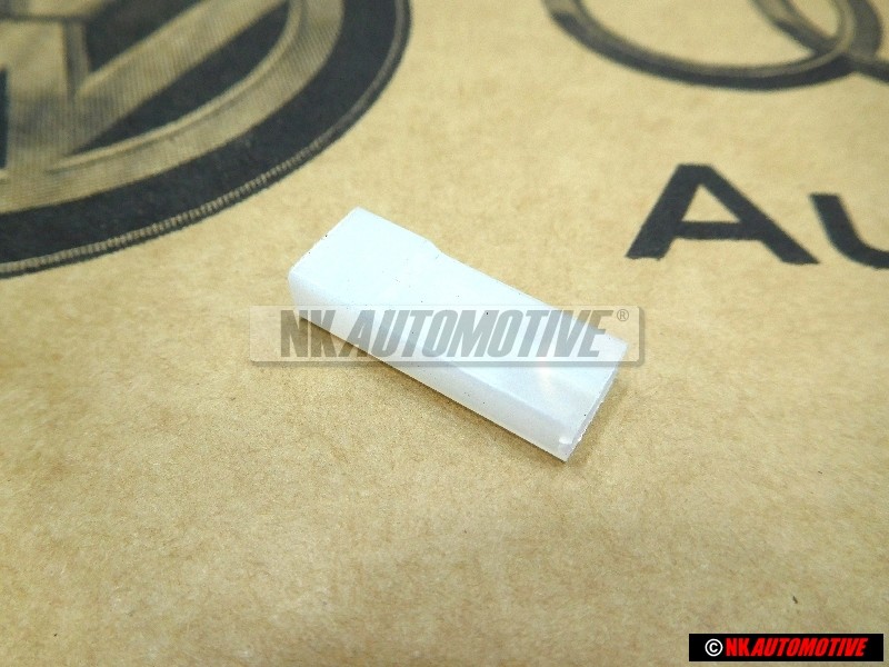 Genuine VW Flat Contact Housing - 2E0971989E