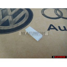 Genuine VW Flat Contact Housing - 2E0971989E
