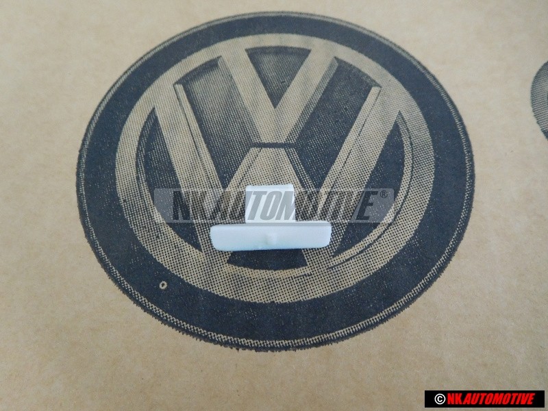 Genuine VW Clip - 1J0867646