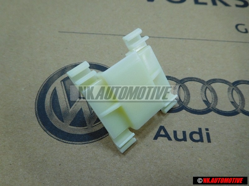 Genuine VW Clip - 1H0853585B