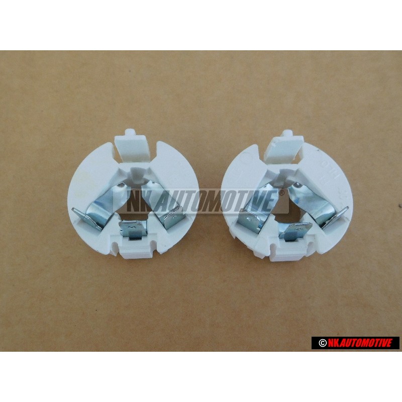 2x VW Classic Parts Bulb Holder Socket - 171953053A