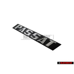 Genuine VW PASSAT Rear Boot Badge Emblem - 321853687C