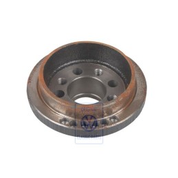 Genuine VW Hub - 049105215A