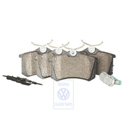 Genuine VW 1 Set Of Brake Pads For Disk Brake - 1E0698451G
