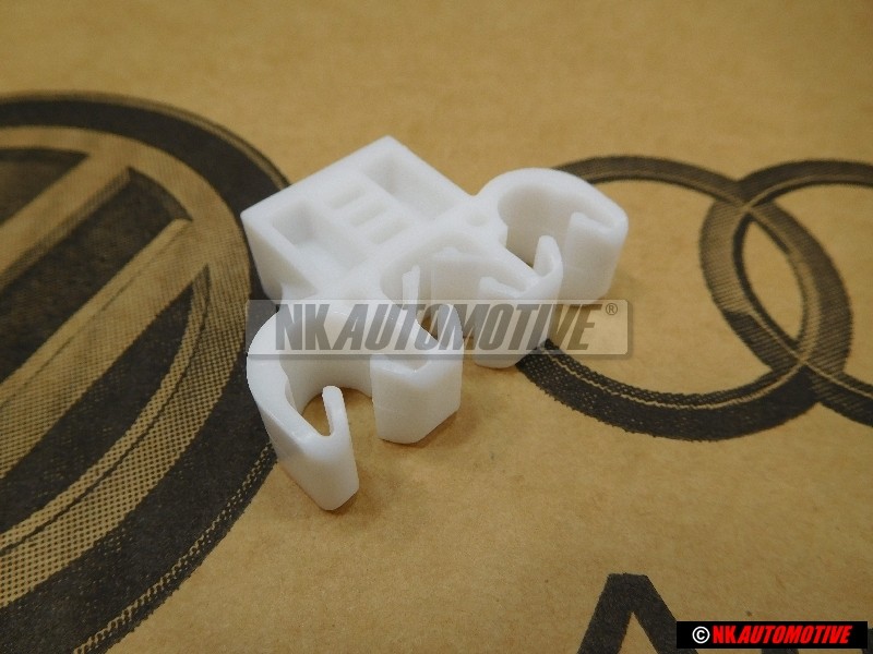 Genuine VW Clip - 1H0201449A